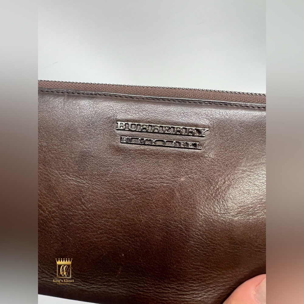 Burberry zip around organizer wallet - Picture 11 of 16